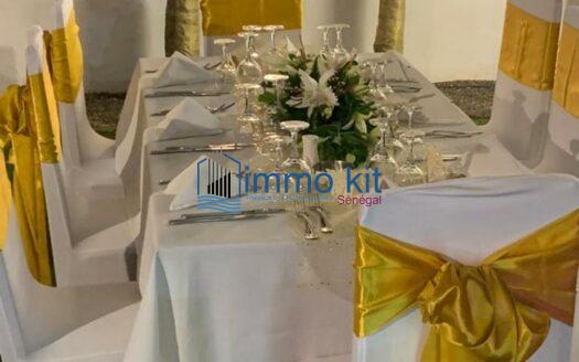 Restaurant aux Almadies sur 2000m2 de terrain